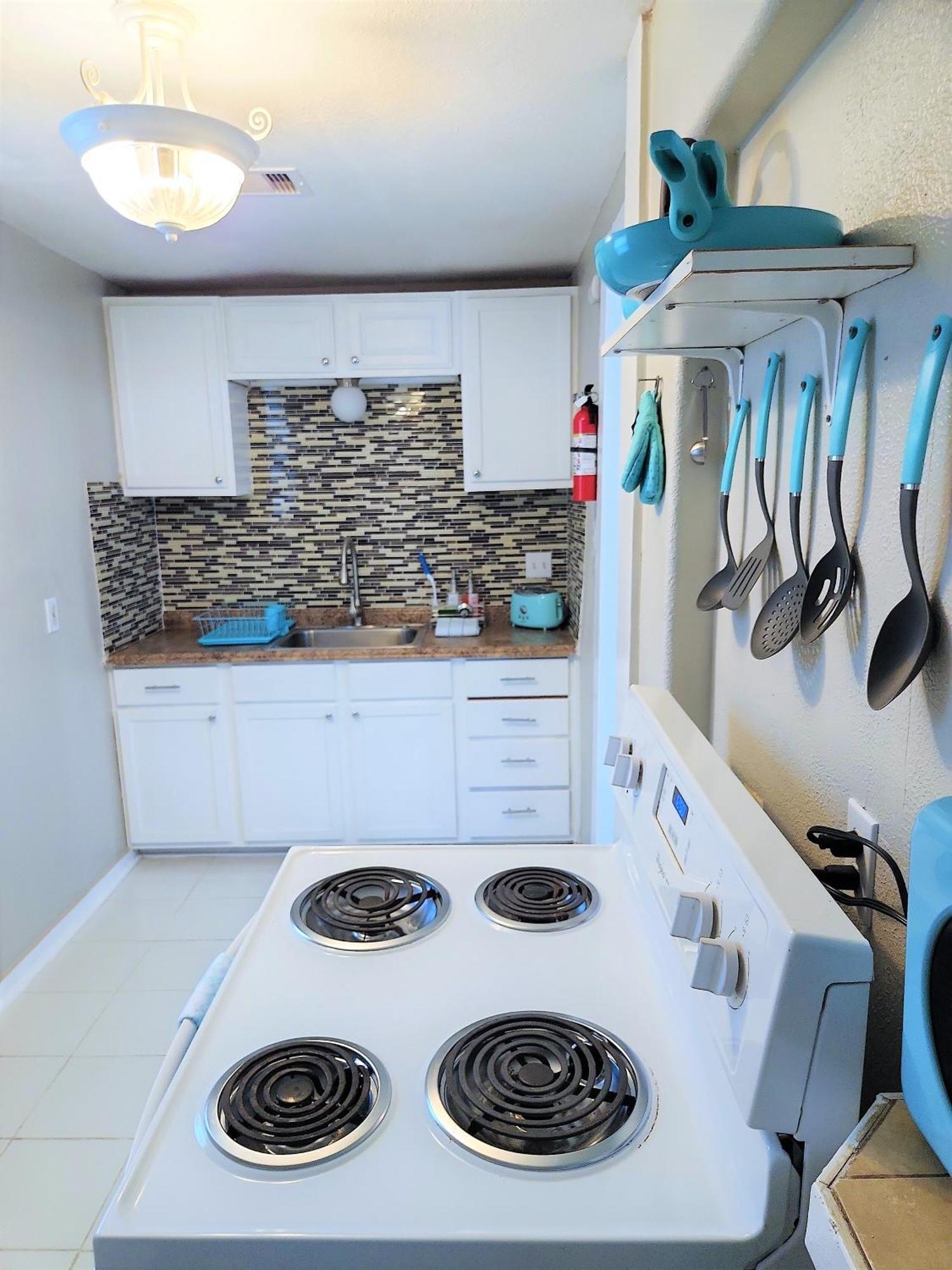 Casaazul-2605A-Couples Retreat By Beach & Pleasure Pier 1 Block Away- 2Bed 2Bath- 7 Minutes To Cruise Terminal Galveston Buitenkant foto